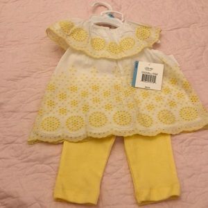 NWT! Little Me 2 Piece Yellow Outfit with matching headband